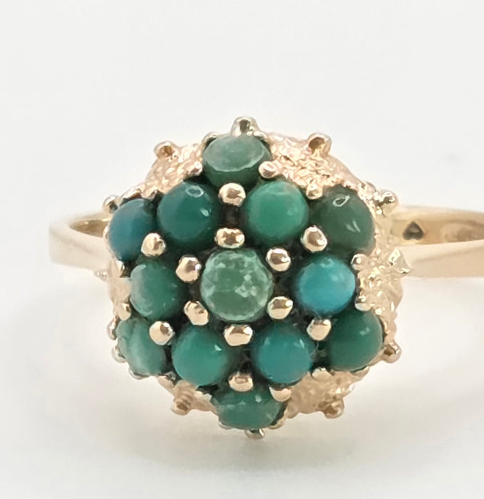 2884: Vintage 14ct Gold 13 Turquoises Flower Head Dress Ring
