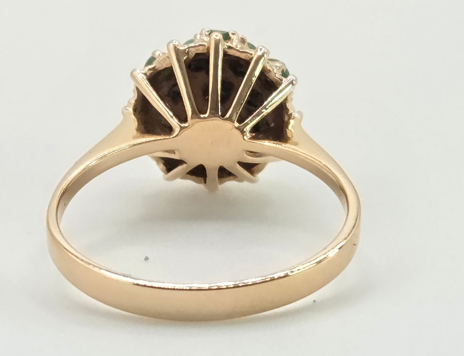 2884: Vintage 14ct Gold 13 Turquoises Flower Head Dress Ring