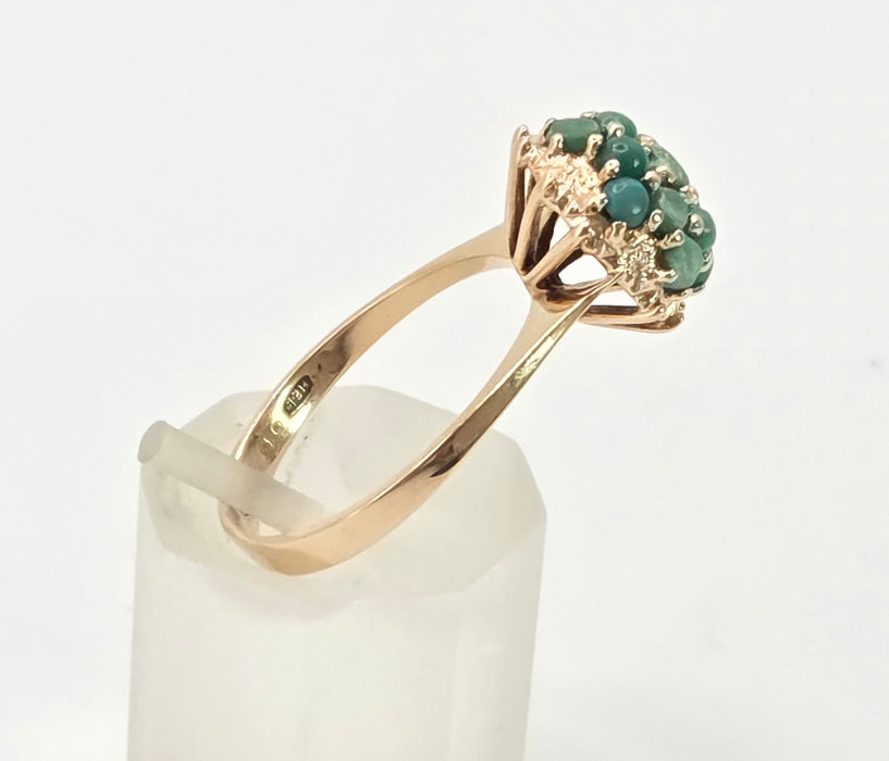 2884: Vintage 14ct Gold 13 Turquoises Flower Head Dress Ring