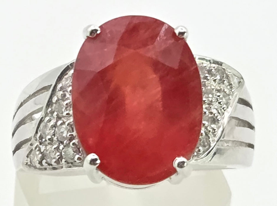 2892: Vintage 18ct White Gold Padparadscha Sapphire (8.54ct) Diamonds Cluster Cocktail Ring
