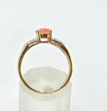 Load image into Gallery viewer, 2893: Vintage 18ct Gold Padparadscha Sapphire Diamonds Ring
