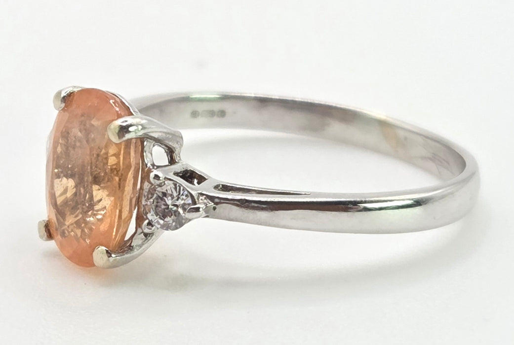 3015: Vintage 18ct White Gold Orange Sapphire Diamonds 3-Stone Ring