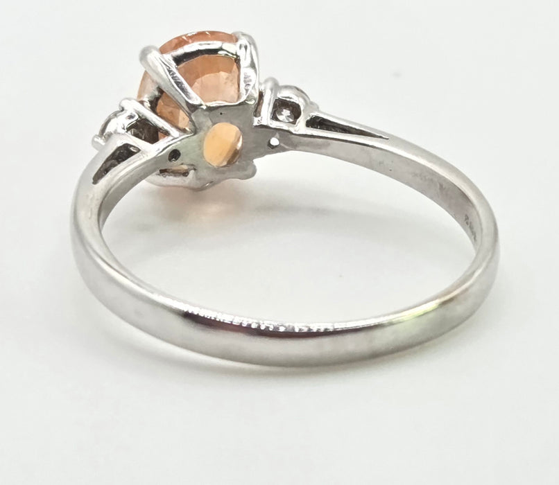 3015: Vintage 18ct White Gold Orange Sapphire Diamonds 3-Stone Ring