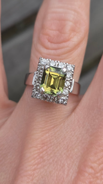 6448 Vintage: 18ct White Gold Yellow Sapphire {3.15ct) Diamonds Cocktail Ring