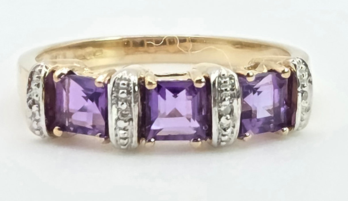 3005: Vintage 9ct Gold Lilac Amethyst Diamonds Stacker/Half-Eternity Ring