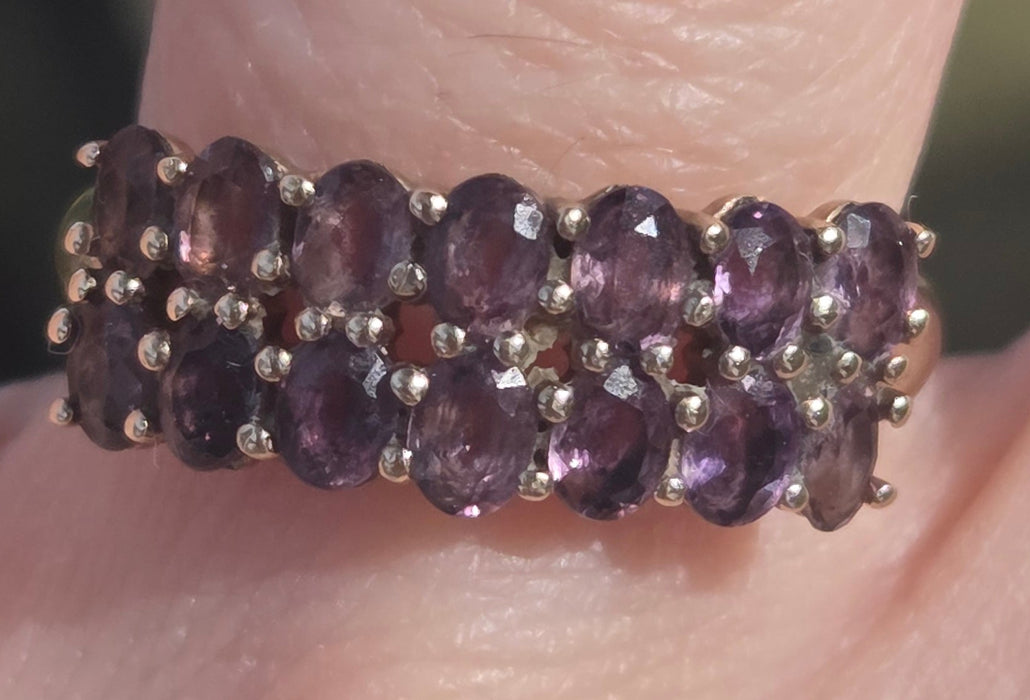 2878: Vintage & Rare 9ct  Gold Tiered Smokey Quartz Ring