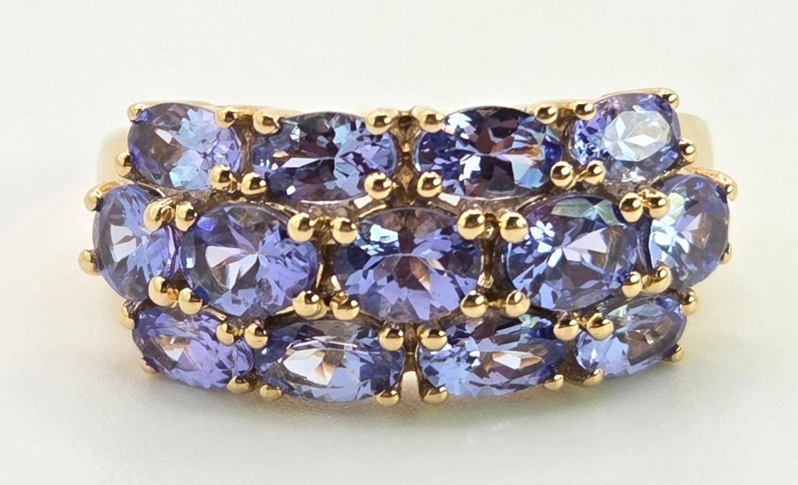 3012 Vintage 9ct Gold Violet Blue Tanzanites Tiered Cocktail Ring