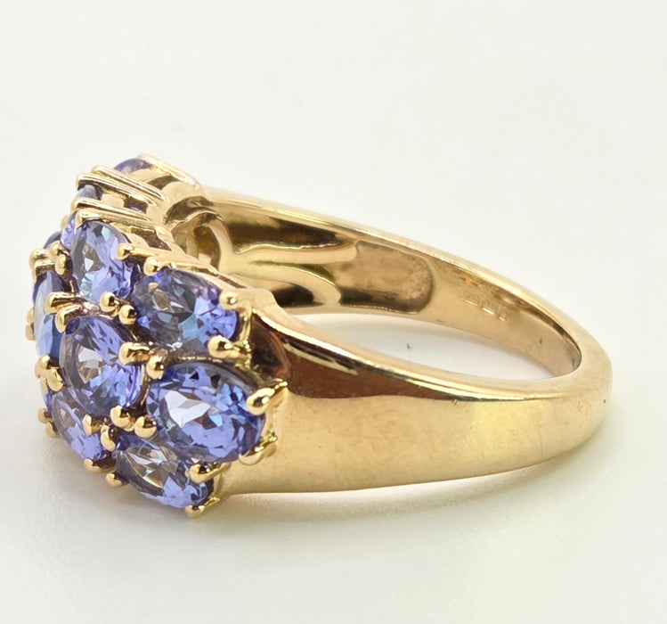 3012 Vintage 9ct Gold Violet Blue Tanzanites Tiered Cocktail Ring