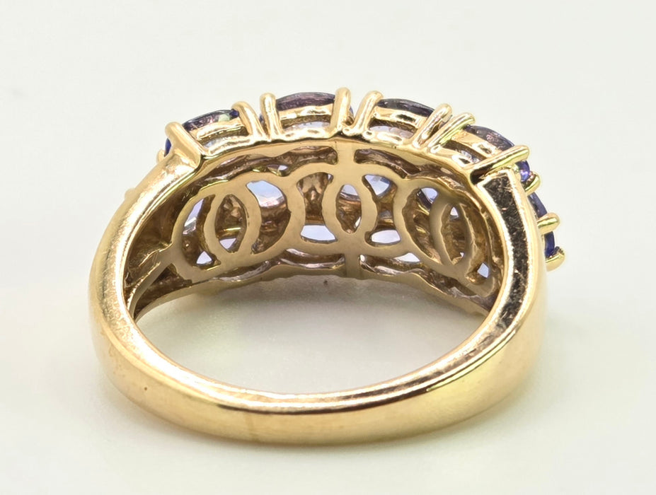 3012 Vintage 9ct Gold Violet Blue Tanzanites Tiered Cocktail Ring