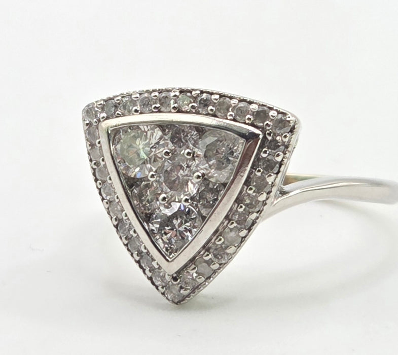 2847 Vintage: 9ct White Gold 37 natural Sparkling Diamonds (1ct)  Dress Ring