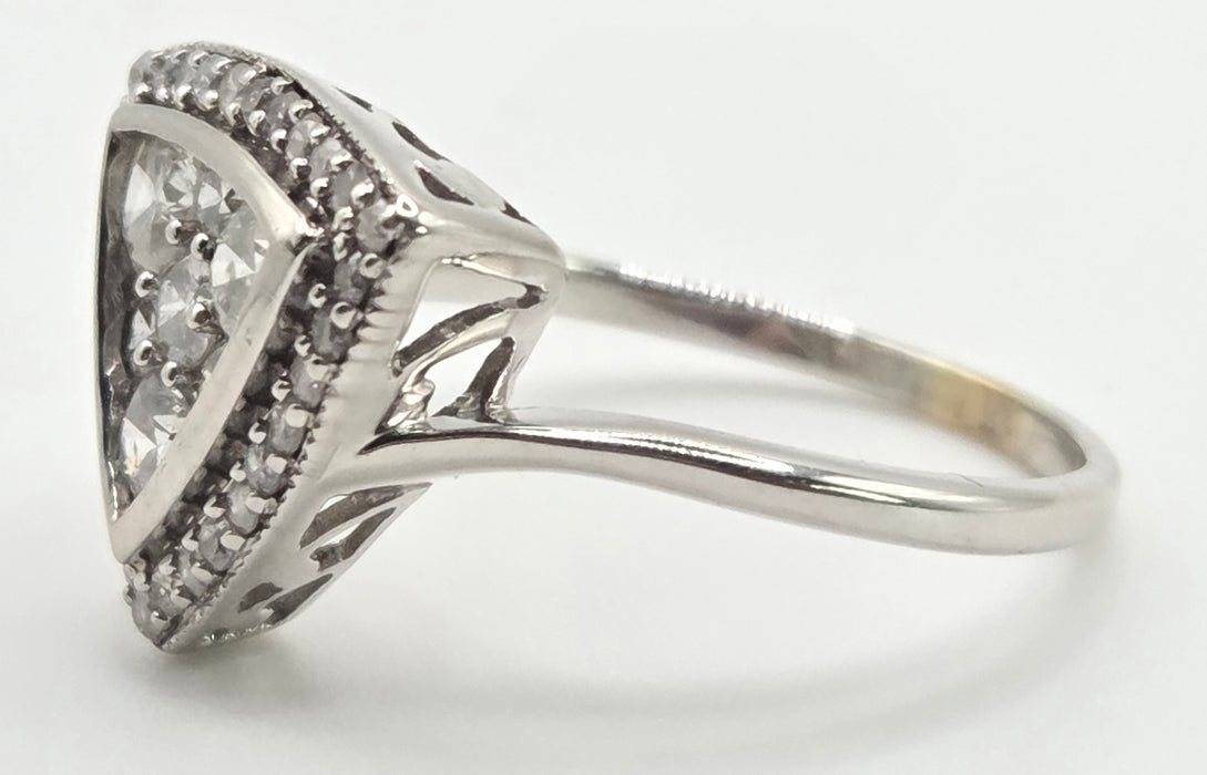2847 Vintage: 9ct White Gold 37 natural Sparkling Diamonds (1ct)  Dress Ring