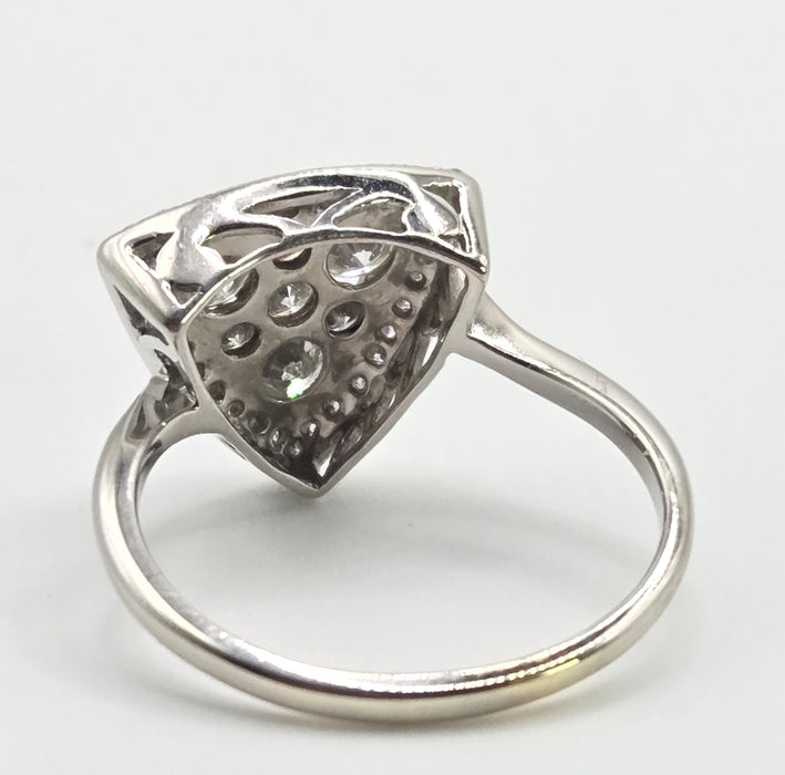 2847 Vintage: 9ct White Gold 37 natural Sparkling Diamonds (1ct)  Dress Ring