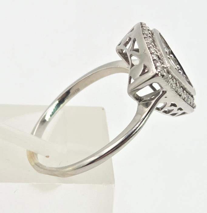 2847 Vintage: 9ct White Gold 37 natural Sparkling Diamonds (1ct)  Dress Ring