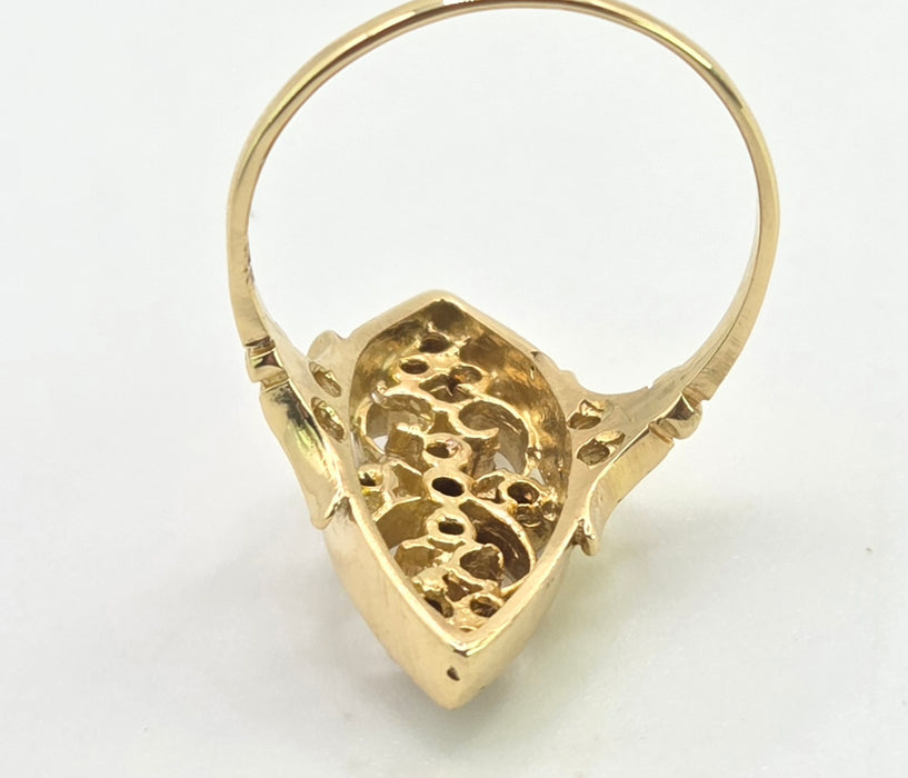 2882: Antique Art Deco Diamonds Ring