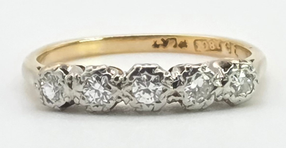3022: Antique 18ct Gold 5-Stone Diamonds Ring