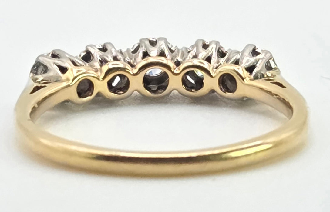 3022: Antique 18ct Gold 5-Stone Diamonds Ring