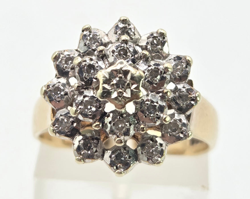 3023: Vintage 9ct Gold 19 Natural Sparkling Diamonds Floral Cluster Ring- From 1982