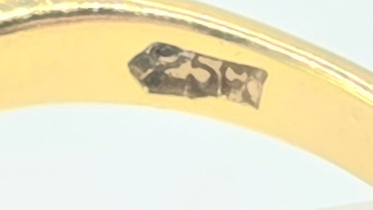 3024: Vintage 18ct Gold Twin Diamonds Crossover Ring