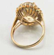 Load image into Gallery viewer, 3108: Vintage 9ct Gold Topaz Cocktail  Cluster Ring- Statement
