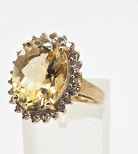 Load image into Gallery viewer, 3108: Vintage 9ct Gold Topaz Cocktail  Cluster Ring- Statement
