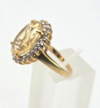 Load image into Gallery viewer, 3108: Vintage 9ct Gold Topaz Cocktail  Cluster Ring- Statement
