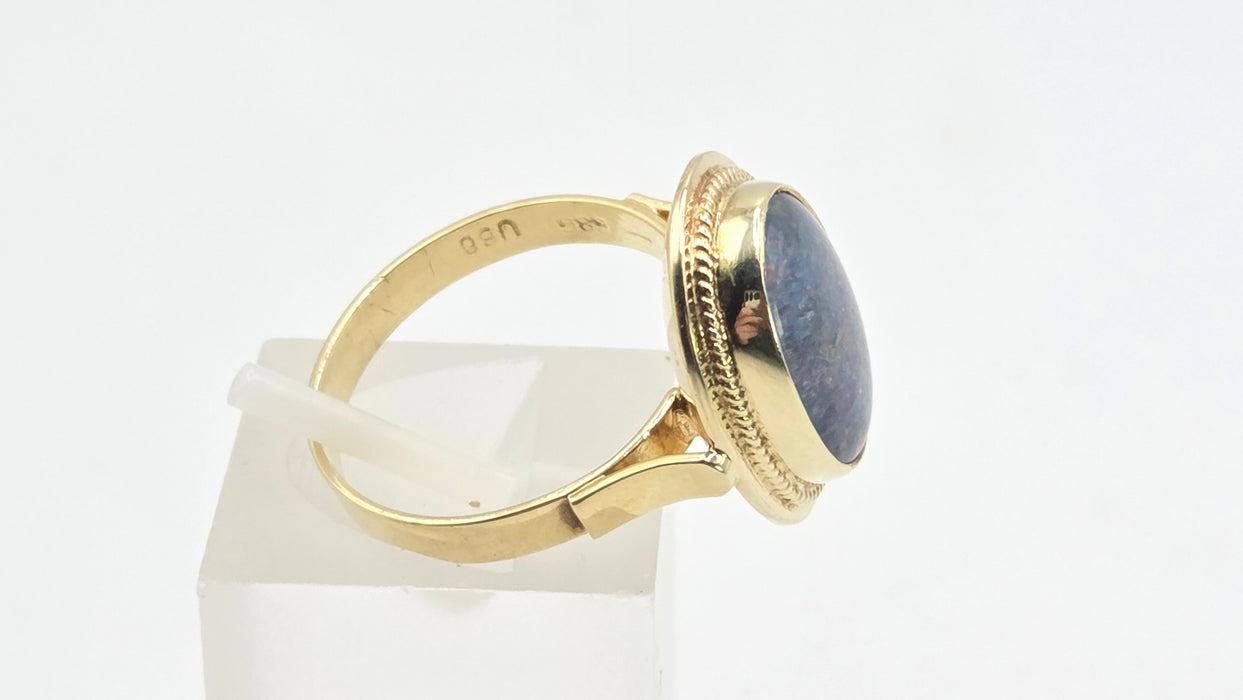 3131: Vintage 14ct Gold  Cabochon-Cut Australian Opal