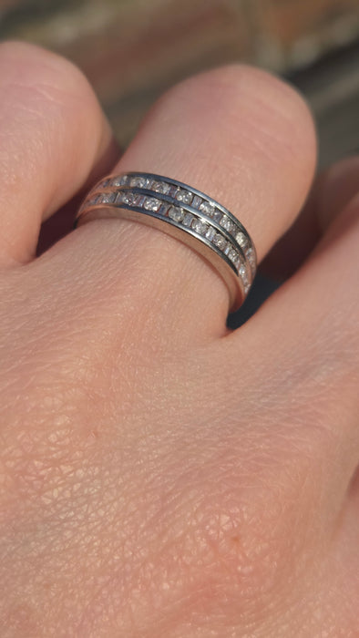6456:  Vintage: 9ct White Gold 22 Natural Diamonds Tiered Stacker/ Dress Ring