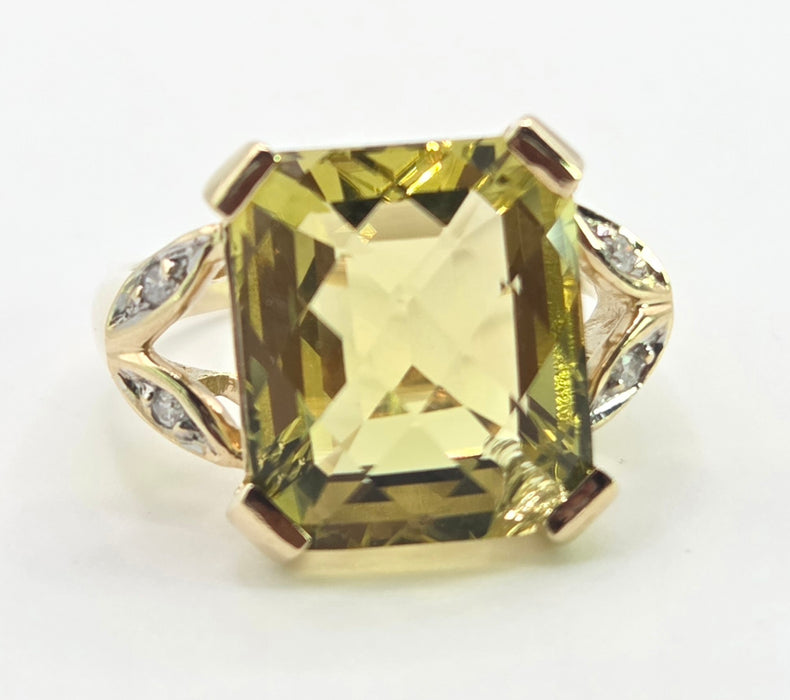 3027 Vintage: 9ct Yellow Gold Citrine & Diamond Cocktail Ring