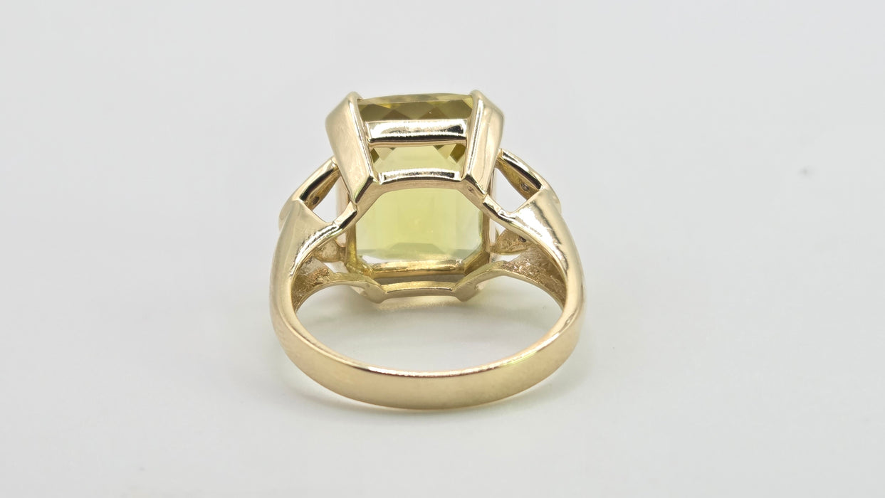 3027 Vintage: 9ct Yellow Gold Citrine & Diamond Cocktail Ring