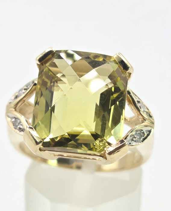 3027 Vintage: 9ct Yellow Gold Citrine & Diamond Cocktail Ring