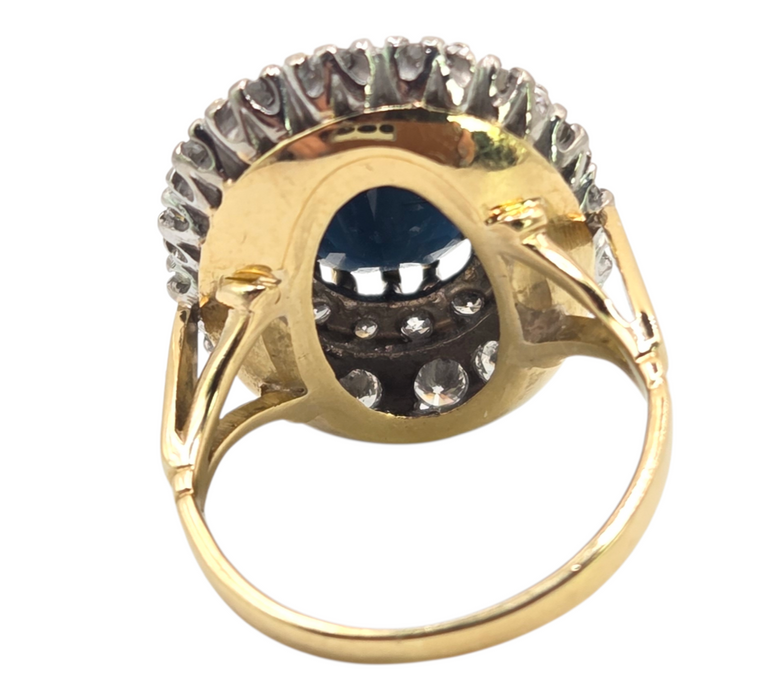 2814 Vintage: 18ct Yellow Gold 1.00ct Diamond & Blue Sapphire Diana Cluster Ring