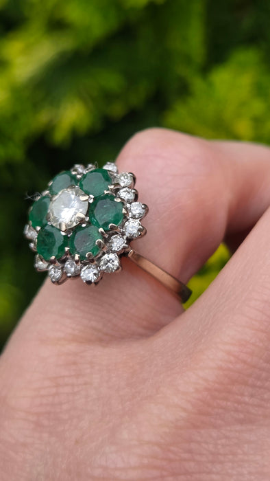3124 Vintage: 18ct White Gold 1.40ct Diamond & Emerald Cluster Ring