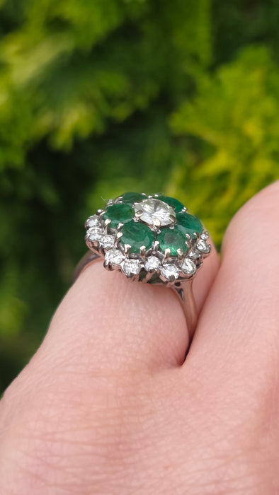 3124 Vintage: 18ct White Gold 1.40ct Diamond & Emerald Cluster Ring