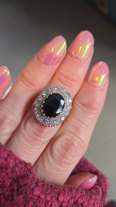 2814 Vintage: 18ct Yellow Gold 1.00ct Diamond & Blue Sapphire Diana Cluster Ring