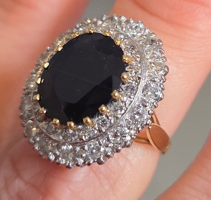 2814 Vintage: 18ct Yellow Gold 1.00ct Diamond & Blue Sapphire Diana Cluster Ring