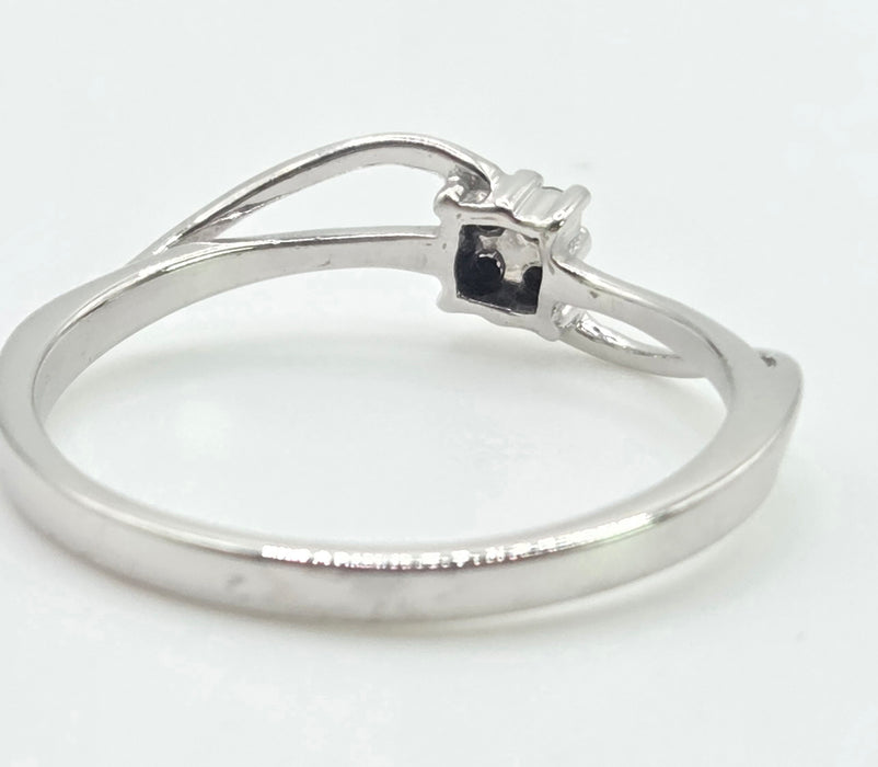 3031 Vintage: 9ct White Gold Four Diamond Cluster Bypass Ring