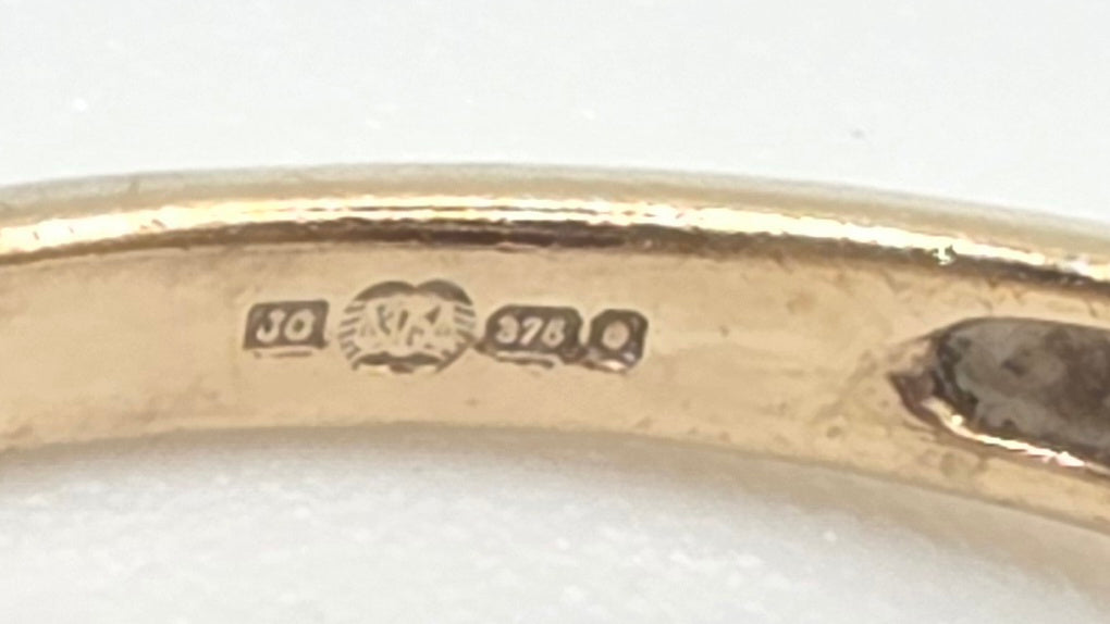 3110 Vintage: 9ct Yellow Gold Amethyst & Diamond Cross Shoulder Ring