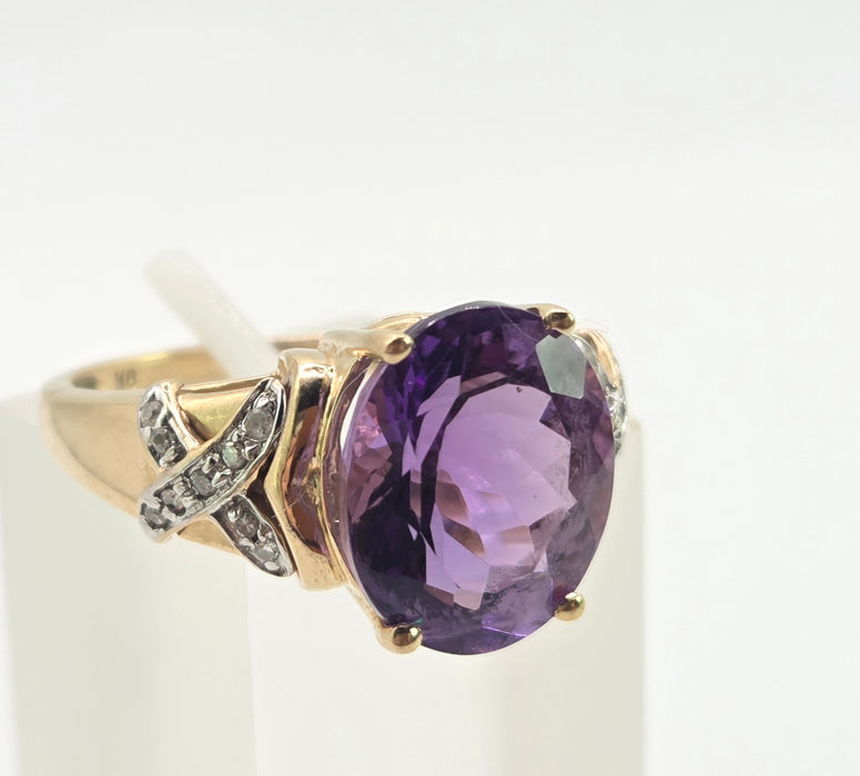 3110 Vintage: 9ct Yellow Gold Amethyst & Diamond Cross Shoulder Ring