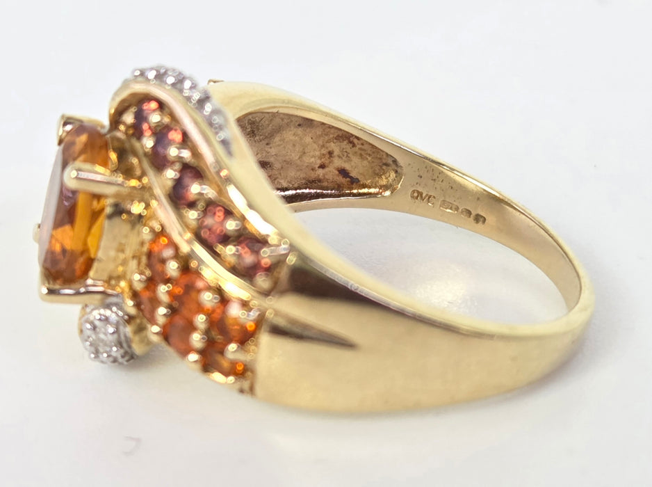 3146 Vintage: 9ct Yellow Gold Citrine & Diamond Crossover Cocktail Ring