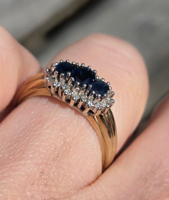 3010 Vintage 9ct Gold French Blue Sapphires 20 Natural Sparkling Diamonds Ring