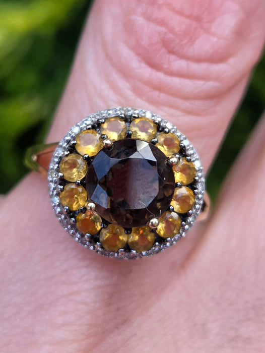 3008: 9ct Gold Citrines, Smokey Quartz Natural Diamonds Target Ring