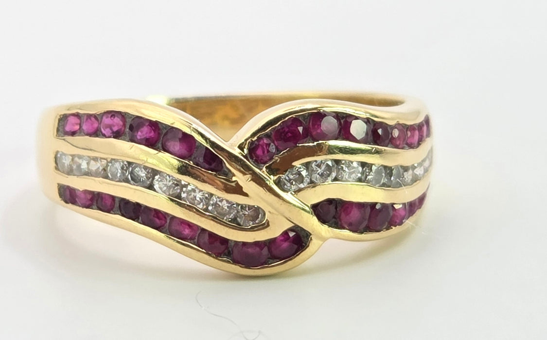 3132 Vintage: 18ct Yellow Gold Ruby & Diamond Crossover Band Ring — From 1988