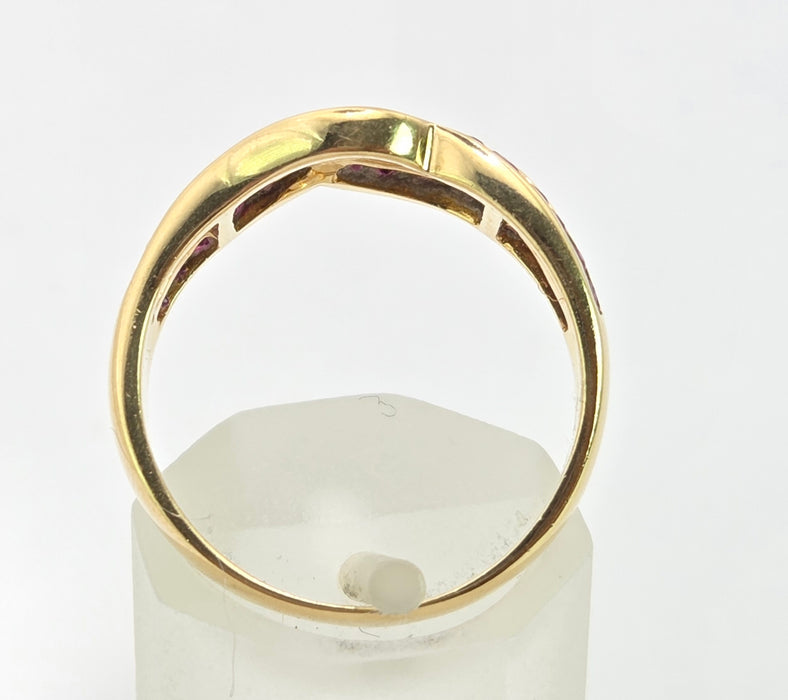 3132 Vintage: 18ct Yellow Gold Ruby & Diamond Crossover Band Ring — From 1988