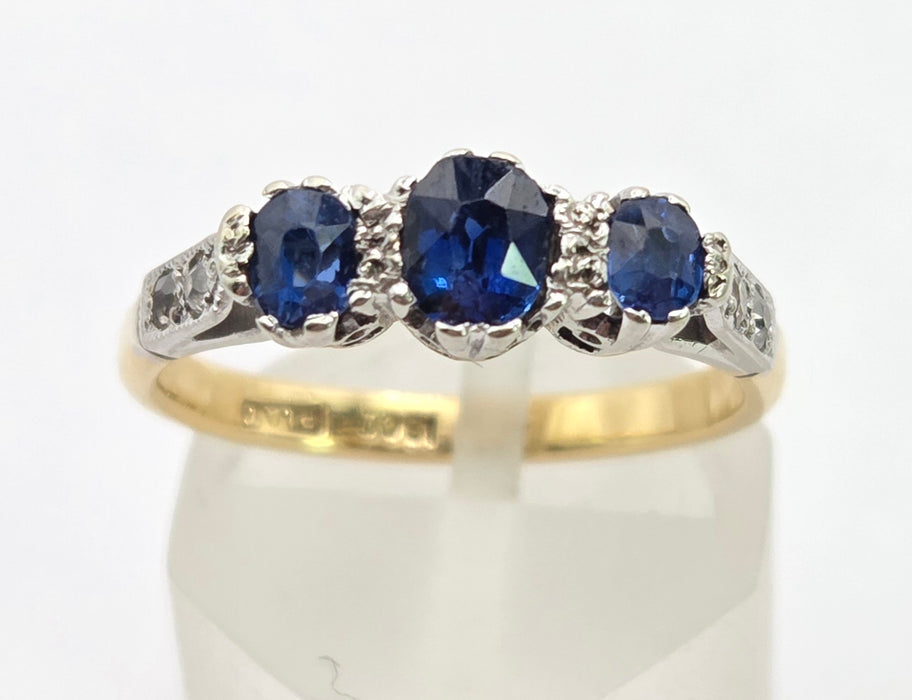 3121 Vintage: 18ct Yellow Gold & Platinum Three-Stone Sapphire & Diamond Ring