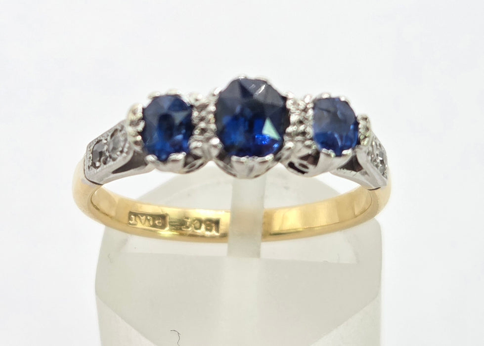 3121 Vintage: 18ct Yellow Gold & Platinum Three-Stone Sapphire & Diamond Ring