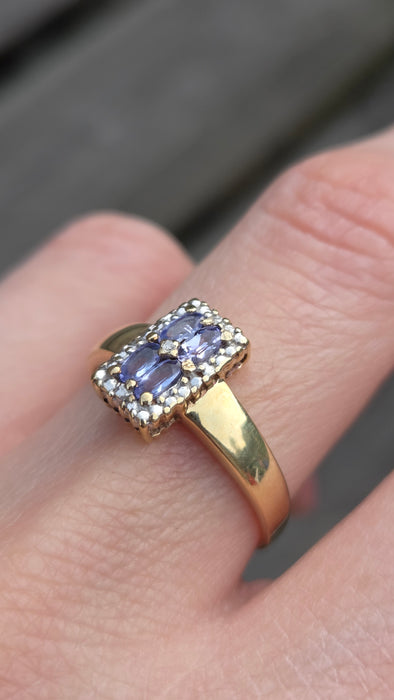 6366 Vintage: 9ct Yellow Gold Tanzanite & Diamond Geometric Ring