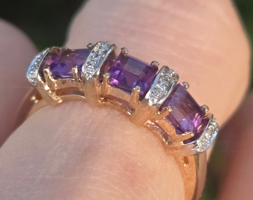 3005: Vintage 9ct Gold Lilac Amethyst Diamonds Stacker/Half-Eternity Ring