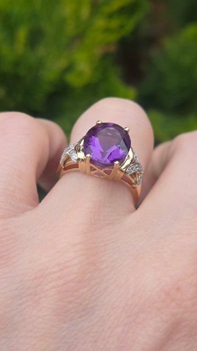 3110 Vintage: 9ct Yellow Gold Amethyst & Diamond Cross Shoulder Ring