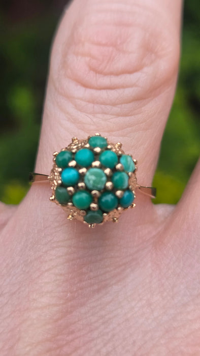 2884: Vintage 14ct Gold 13 Turquoises Flower Head Dress Ring