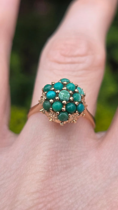 2884: Vintage 14ct Gold 13 Turquoises Flower Head Dress Ring